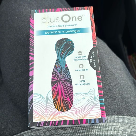 Plus One Personal Massager - Picture 1 of 2